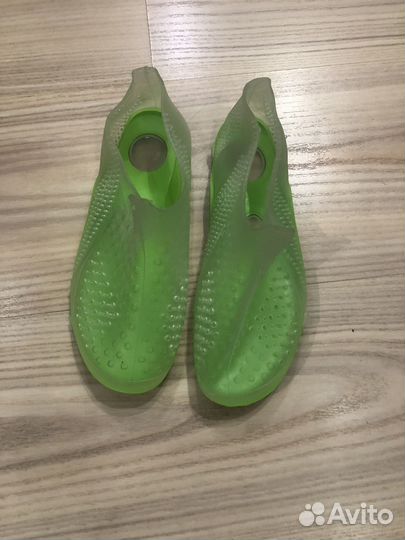 Детская обувь для плавания