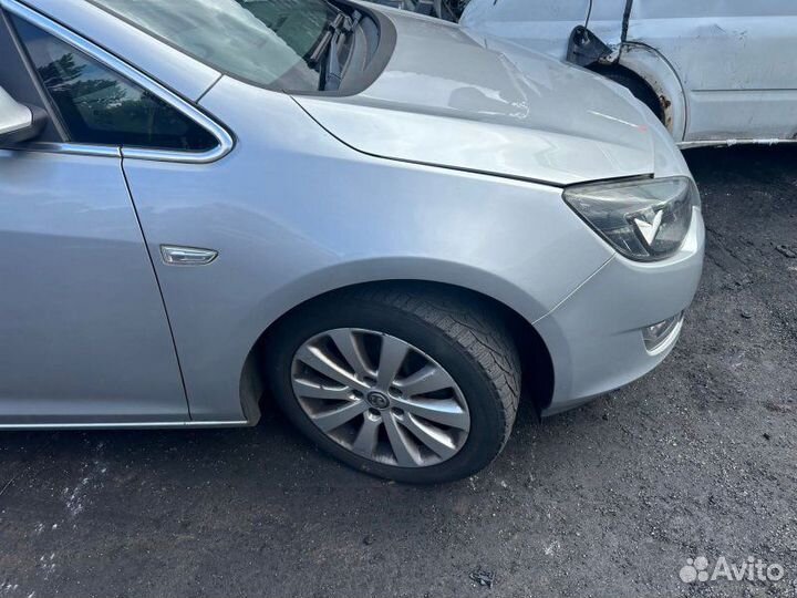 Ноускат в сборе бампер передний Opel Astra J