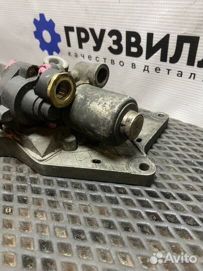 Клапан горного тормоза Volvo FH4 21991157