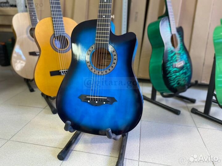 Гитара шестиструнная акустическая