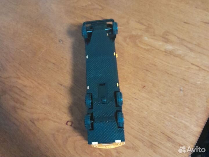 Автобус игрушка