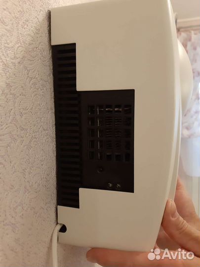 Сушитель для рук электрический новый