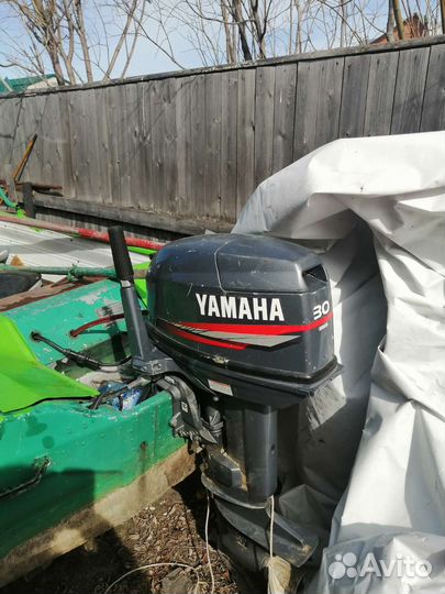 Моторная лодка с мотором