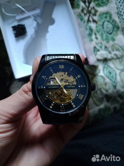 Часы мужские механические
