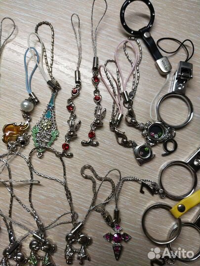 Для рукоделия брелоки, подвески