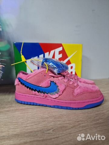 Nike Dunk Low SB x Grateful Dead Pink Bear