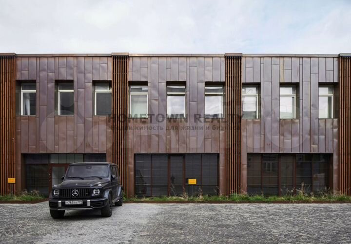 Здание 2 этажа с арендатором - 798.7 м²