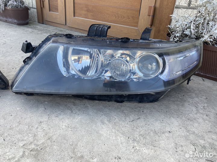 Фары на honda accord 7