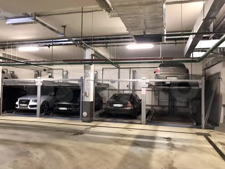 Машиноместо, 10 м²