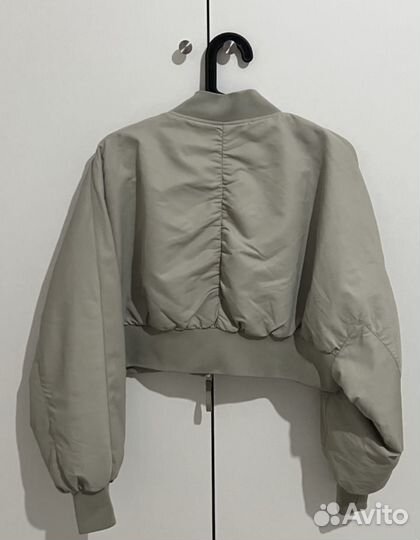Бомбер zara