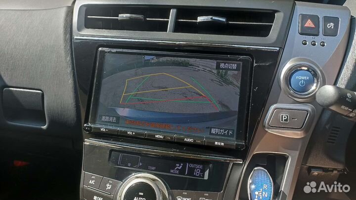 Toyota Prius Alpha, 2018