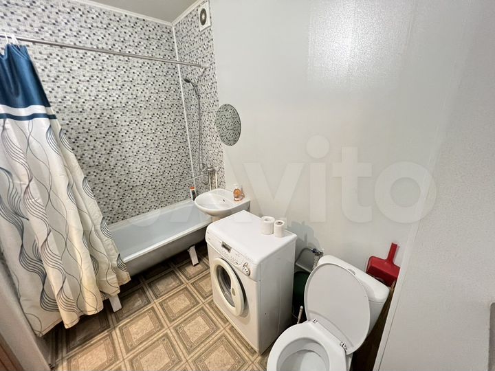 1-к. квартира, 43 м², 8/9 эт.