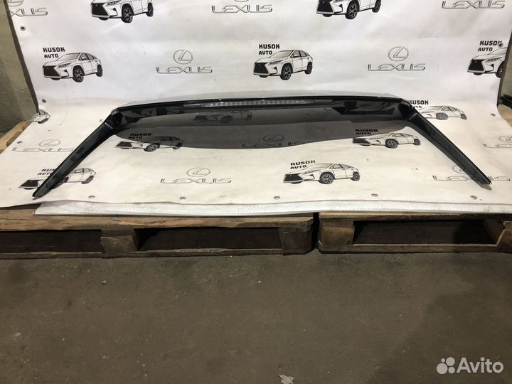 Спойлер крышки багажника Lexus Rx4