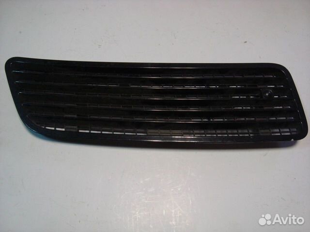 Решётка капота W221 A2218800205