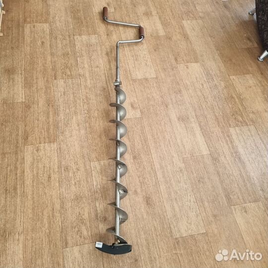 Ледобур титановый 100