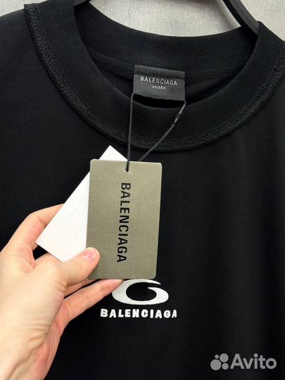 Футболка Balenciaga (Тренд 2025)
