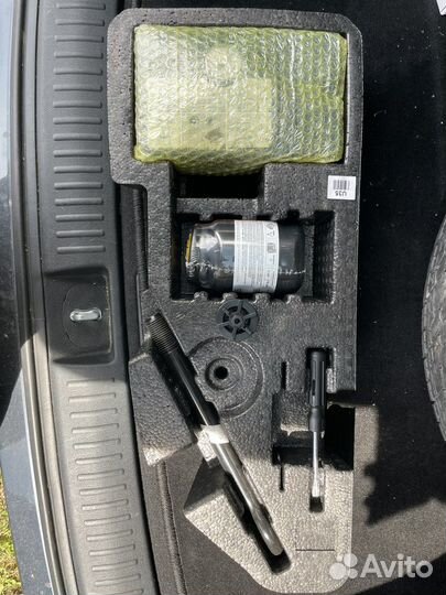 Органайзер с инструментом Kia Sorento Prime