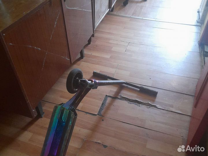 Трюковой самокат