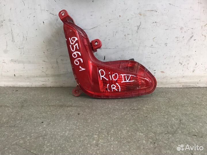 Фонарь задний в бампер левый Kia RIO 2017