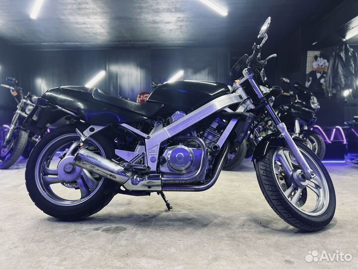 Honda bros 400