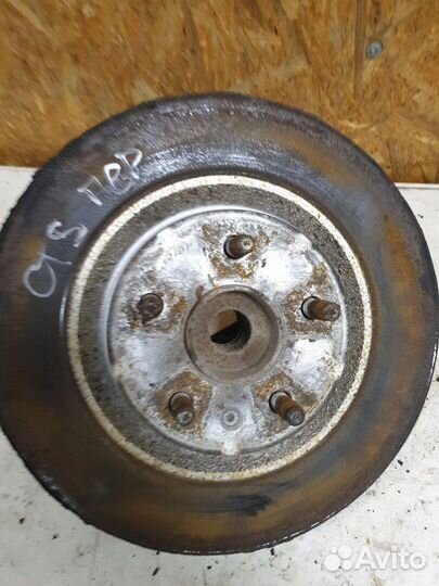 Кулак поворотный передний правый Cadillac Cts 2