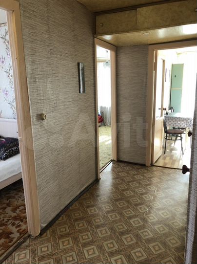 2-к. квартира, 46 м², 3/3 эт.