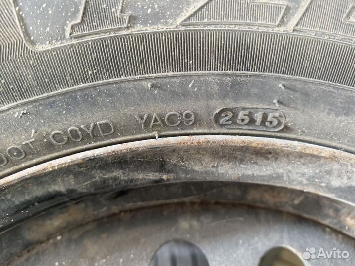 Kumho I'Zen KW31 215/70 R16