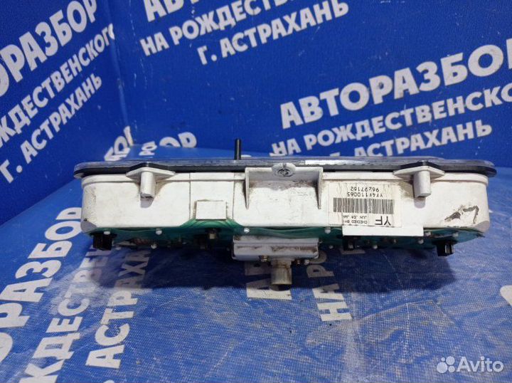 Панель приборов Daewoo Nexia седан A15MF 2007