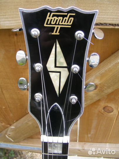 Виниловый логотип на голову грифа Hondo II