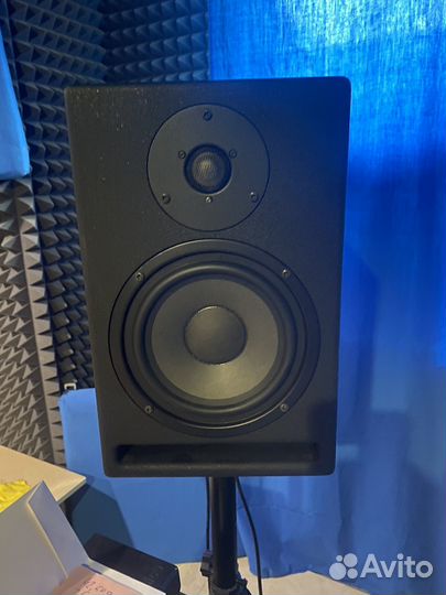 Студийные мониторы