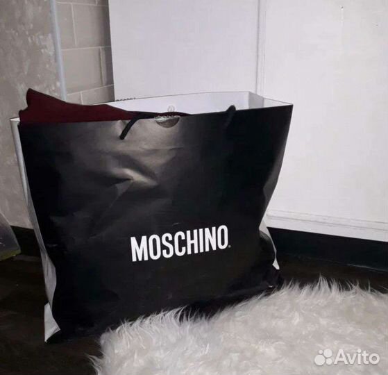 Пакет фирменных вещей 44