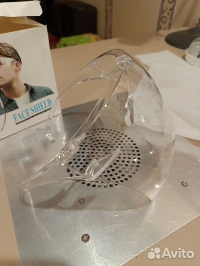 Защитная маска для лица