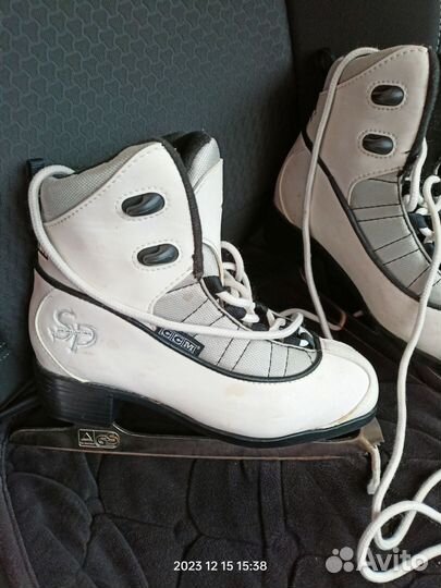 Коньки фигурные детские 33размер