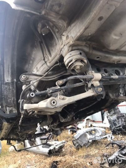 Передний подрамник Мерседес ML164