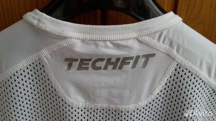 Компрессионная майка techfit