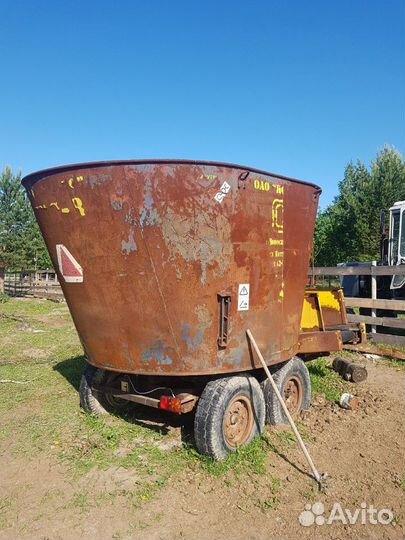 Кормораздатчик Слободской машиностроительный завод АКМ-9, 2002