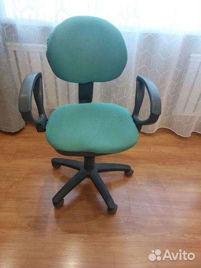 Компьютерное кресло