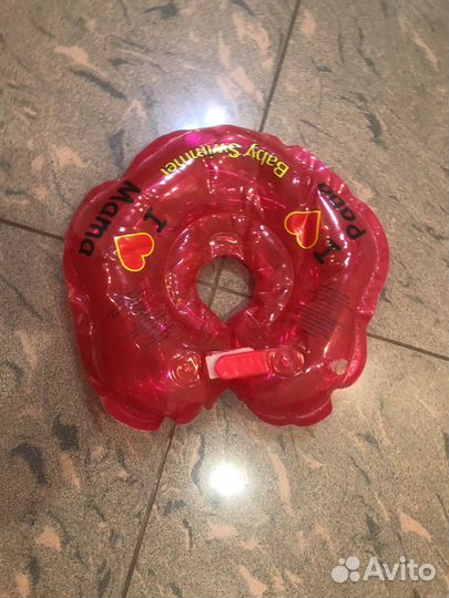 Круг для купания младенцев почти новый