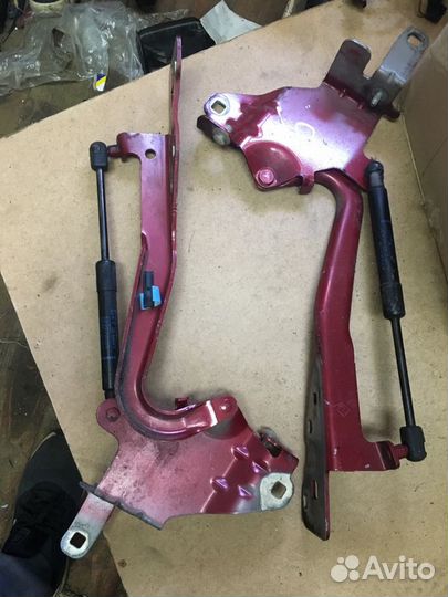 Петля капота Renault Scenic Рено сценик