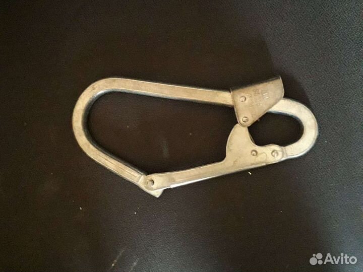 Карабин ventor и буксировочный крюк 5 т