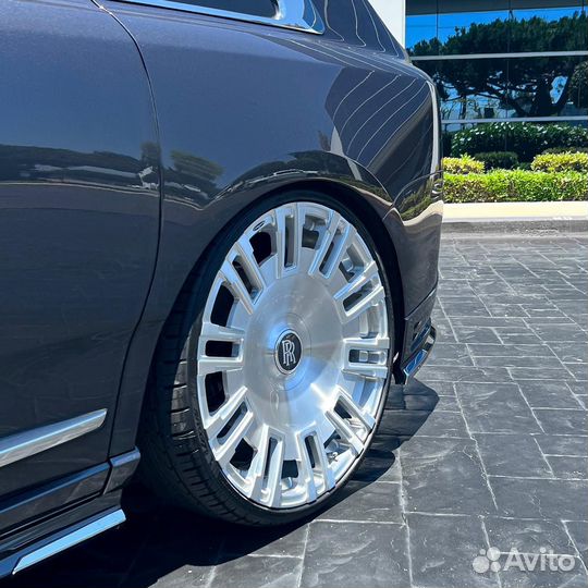 Летний комплект R24 Cadillac Escalade в наличии