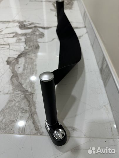 Рэндж Ровер ограничитель в багажник