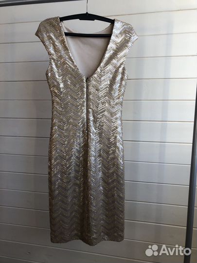 Платье с пайетками