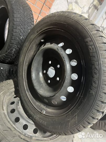 Pirelli Winter Ice Control 205/55 R16