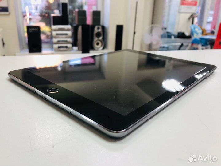 Планщет apple iPad air 64GB