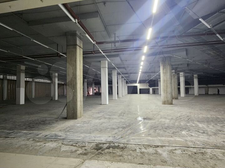 Торгово-складская площадь, 37000 м²