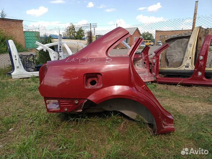 Крыло заднее правое Chevrolet Lacetti 2004