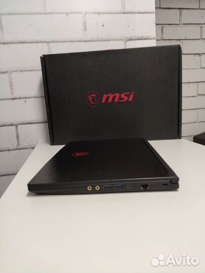 Игровой ноутбук MSI