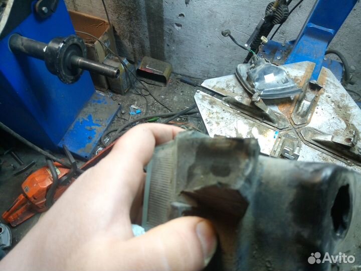 Фара передняя правая kia sportage 1