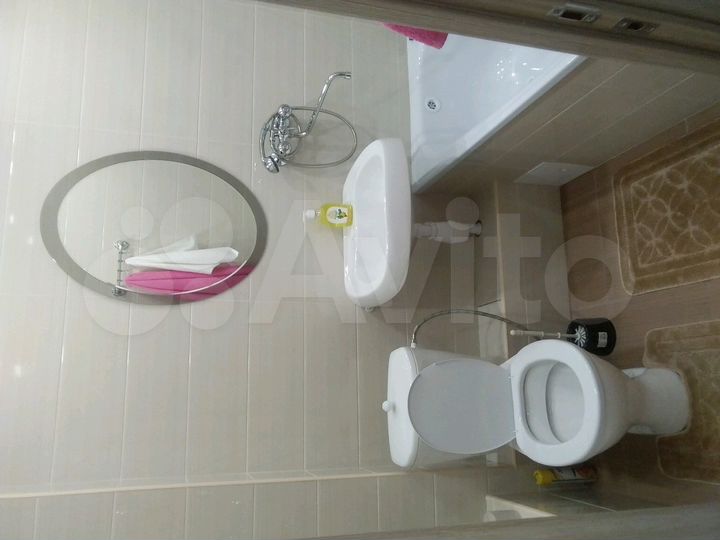 1-к. квартира, 42 м², 2/9 эт.